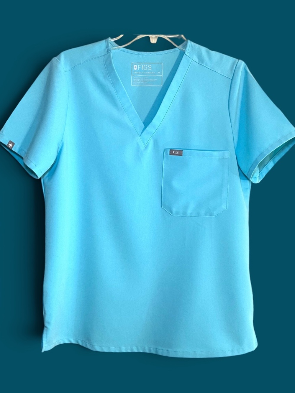 Figs Neon Blue (#1597) Catarina Scrub Top Size M